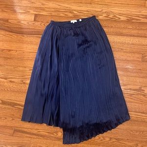 Vince navy blue pleated skirt